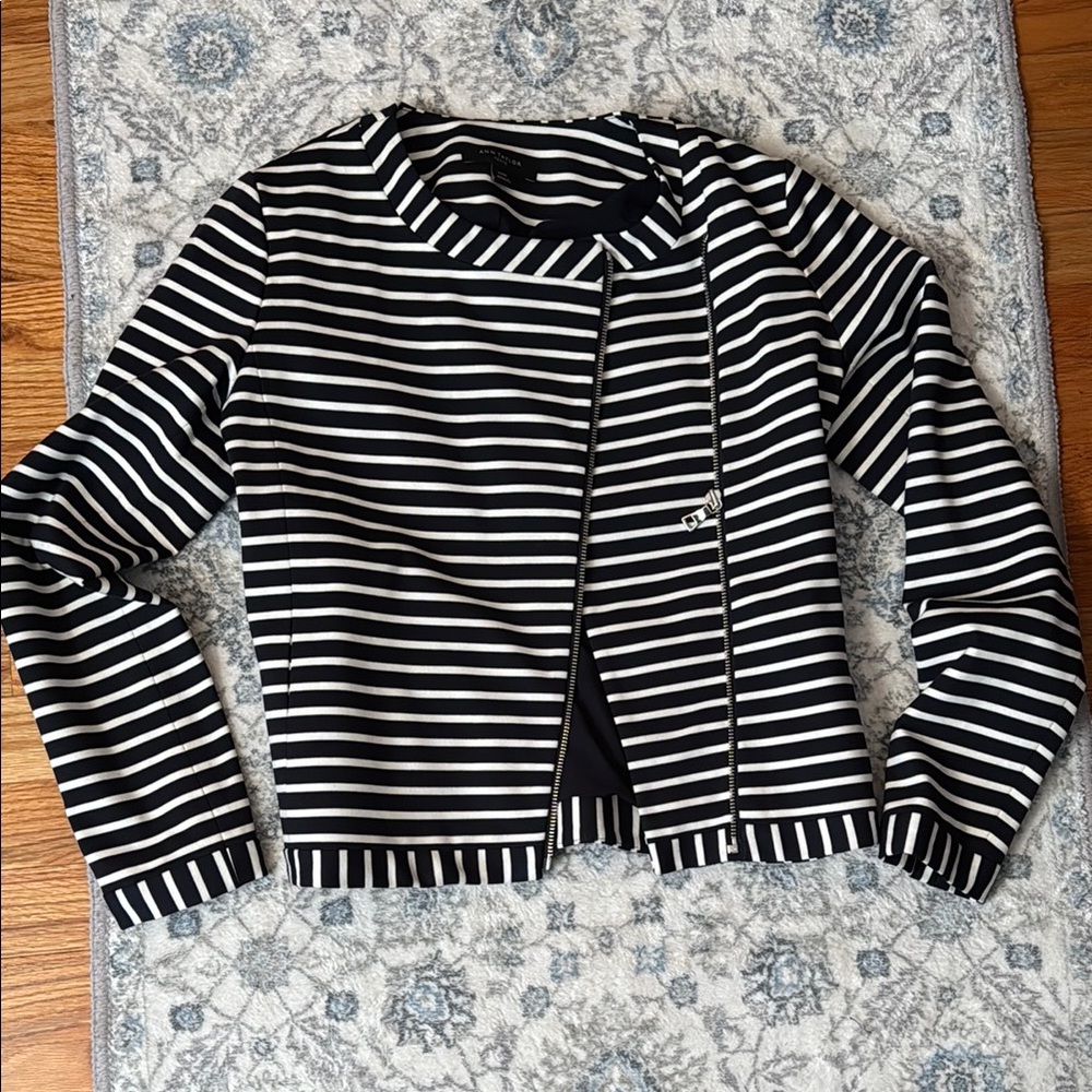 Ann Taylor Black and White Striped Blazer. Size XXSP. Excellent condition